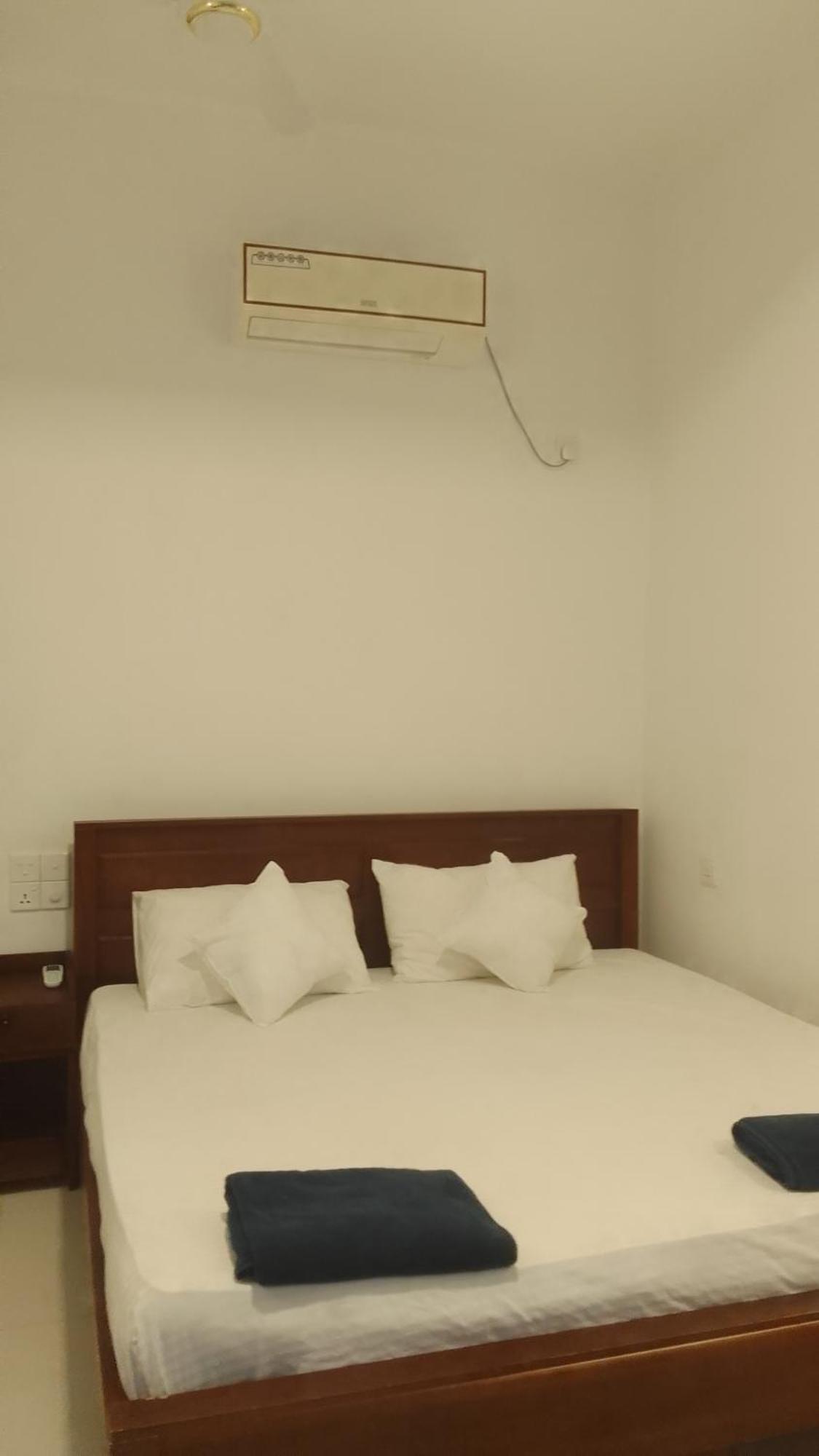 Salty Breeze Hotel Arugam Bay Exterior photo