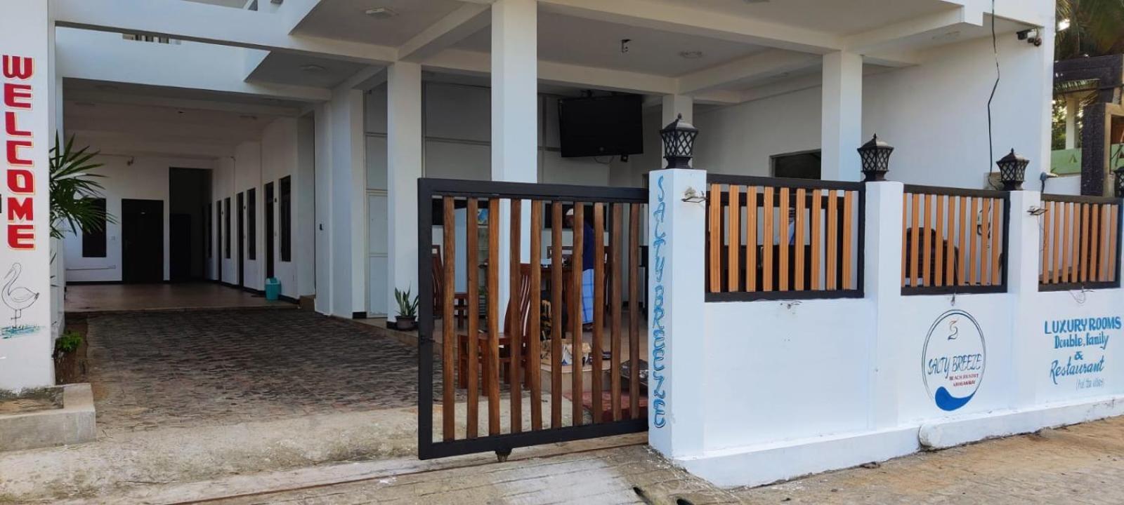 Salty Breeze Hotel Arugam Bay Exterior photo